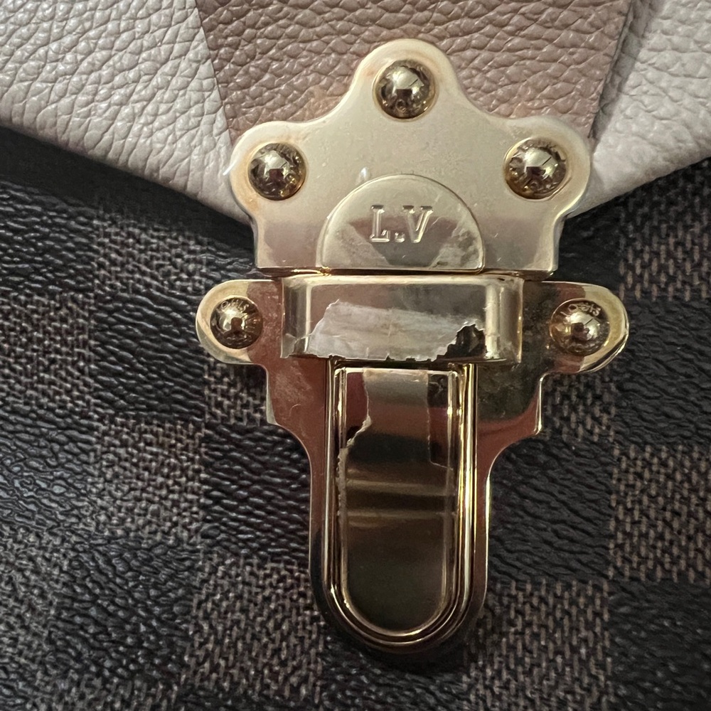 Louis Vuitton Clapton - Picture 4 of 12